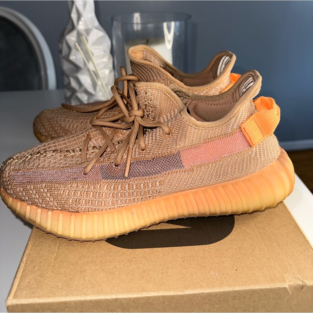 Yeezy 350 “CLAY”